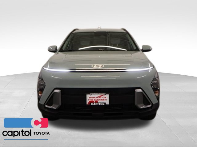 Used 2025 Hyundai Kona SEL AWD/4WD image 6