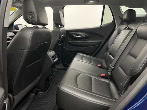 Used 2022 GMC Terrain SLT w/ Infotainment Package II AWD/4WD image 42