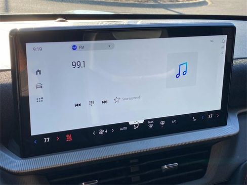 Used 2025 Ford Explorer ST image 25