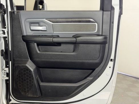 Used 2022 RAM 2500 Big Horn w/ Level 1 Equipment Group image 33