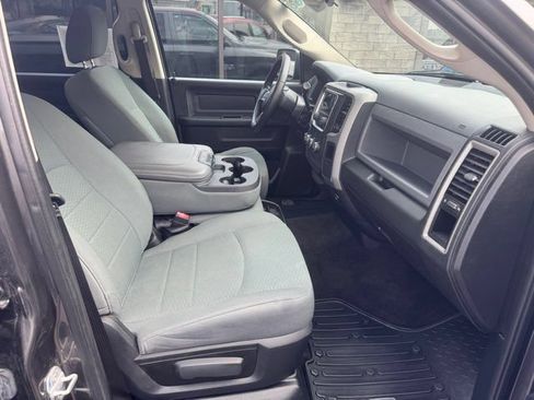Used 2014 RAM 1500 Express AWD/4WD image 16