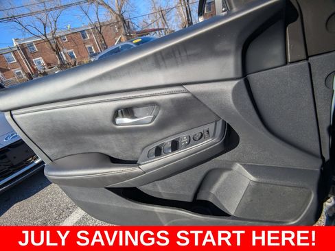 Used 2024 Nissan Sentra SV FWD image 30