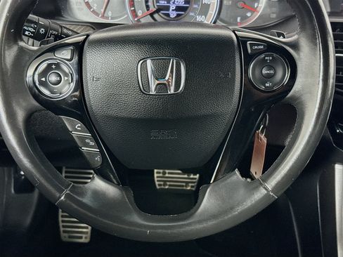 Used 2017 Honda Accord Sport image 24