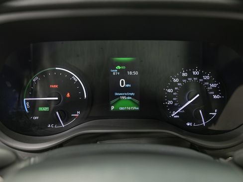 Used 2024 Toyota Sienna XLE FWD image 20