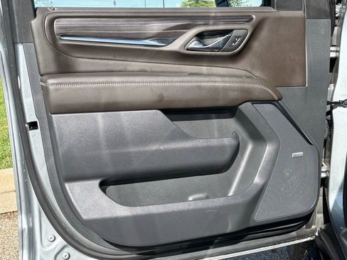 Used 2023 GMC Yukon Denali w/ LPO, Floor Liner Package image 31