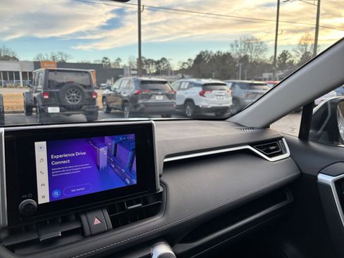 Used 2025 Toyota RAV4 LE image 35