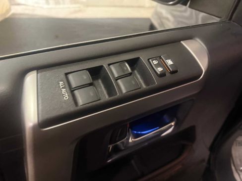 Used 2023 Toyota 4Runner Limited image 21