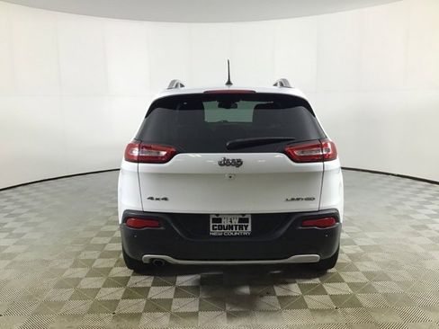 Used 2018 Jeep Cherokee Limited image 6