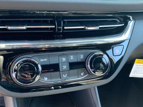 Used 2026 Buick Envista Sport Touring w/ Convenience I Package FWD image 29