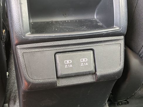 Used 2019 Subaru Outback 2.5i Premium AWD/4WD image 14