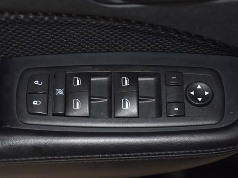 Used 2015 Dodge Dart SXT image 21