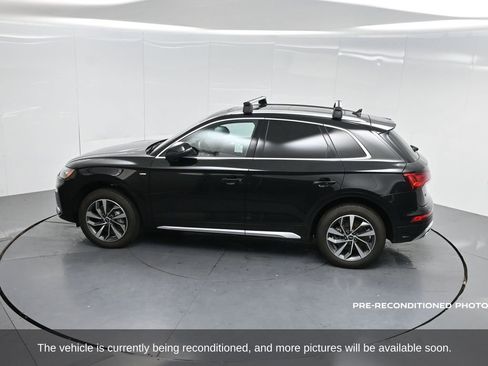 Used 2024 Audi Q5 2.0T Premium w/ Convenience Package image 59