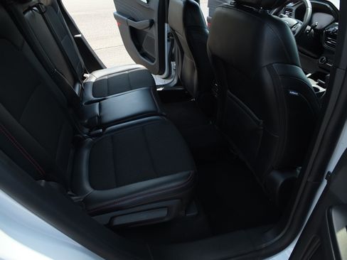 Used 2025 Ford Escape ST-Line Select AWD/4WD image 13