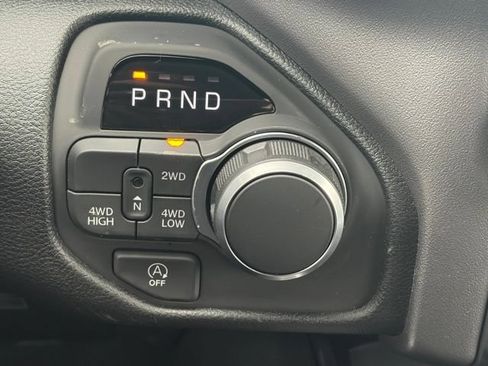 New 2026 RAM 1500 Express AWD/4WD image 21