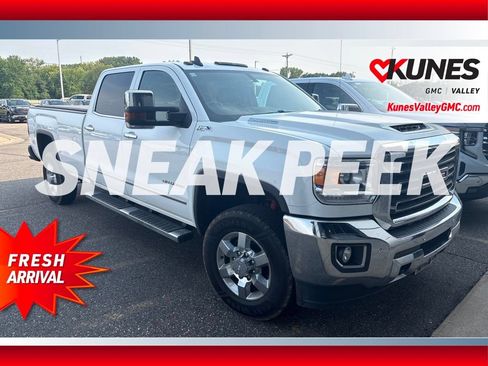 Used 2019 GMC Sierra 3500 SLT w/ Duramax Plus Package AWD/4WD image 1