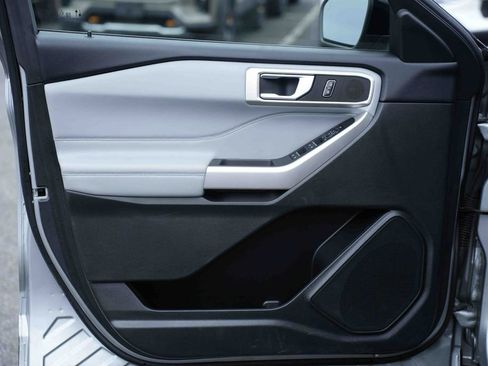 Certified 2023 Ford Explorer XLT w/ Equipment Group 202A image 16