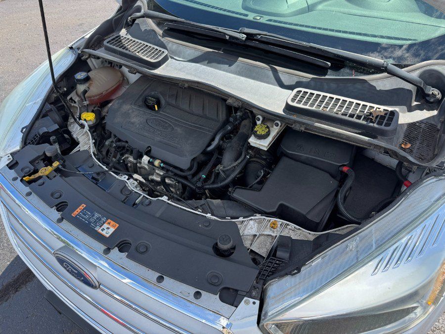 Used 2017 Ford Escape SE FWD image 22