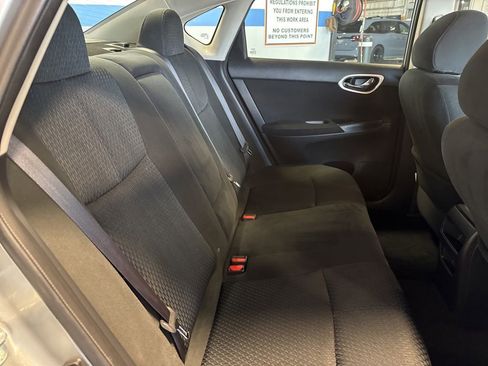 Used 2014 Nissan Sentra SR w/ SR Driver Package FWD image 26