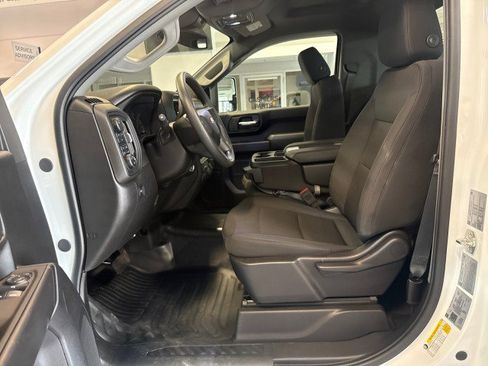Used 2025 Chevrolet Silverado 2500 W/T AWD/4WD image 15