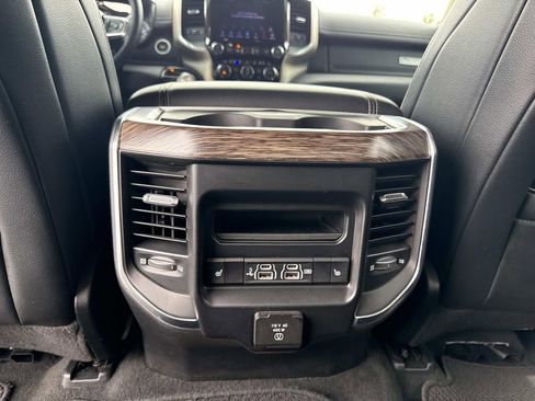 Used 2019 RAM 1500 Laramie image 15