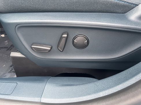 New 2025 Ford Maverick XLT w/ XLT Luxury Package image 19