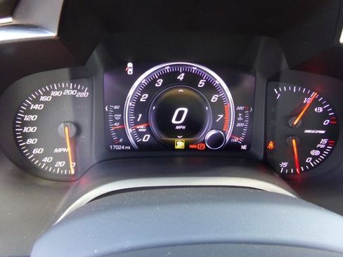 Used 2015 Chevrolet Corvette Z06 w/ 3LZ Preferred Equipment Group image 20