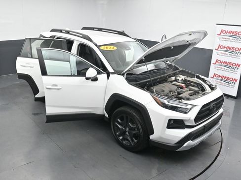 Used 2024 Toyota RAV4 Adventure AWD/4WD image 39