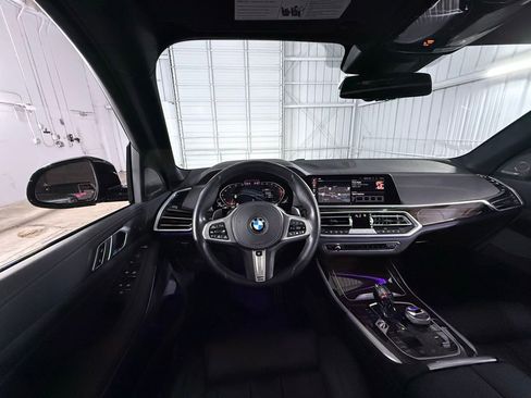Used 2021 BMW X5 xDrive40i w/ M Sport Package image 30