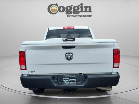 Used 2019 RAM 1500 Tradesman w/ Popular Equipment Group RWD image 4