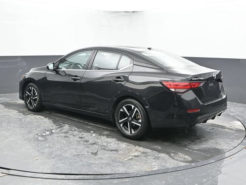 Used 2024 Nissan Sentra SV FWD image 5
