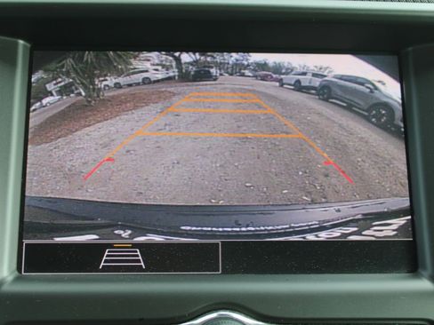 Used 2021 Chevrolet TrailBlazer LS image 44