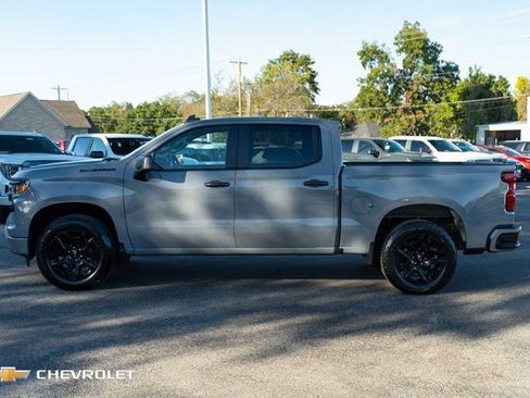 Used 2024 Chevrolet Silverado 1500 Custom w/ Turbomax Blackout Package image 10