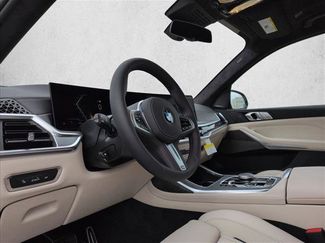 New 2026 BMW X7 xDrive40i video 3