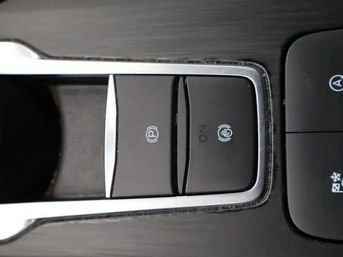 Used 2024 Ford Escape Active FWD image 34