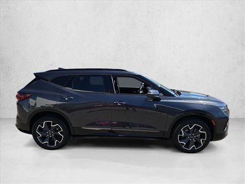 Used 2021 Chevrolet Blazer RS w/ Enhanced Convenience Package FWD image 4
