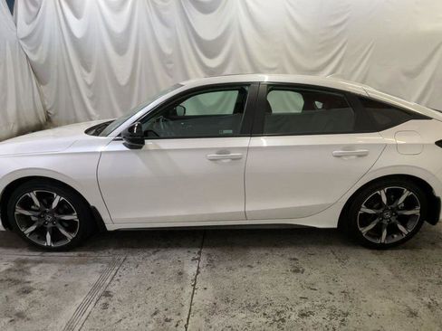 Certified 2025 Honda Civic Sport Touring image 5