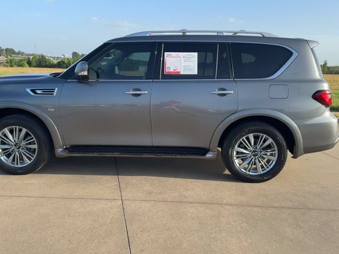 Used 2019 INFINITI QX80 Luxe w/ All-Season Package RWD image 6