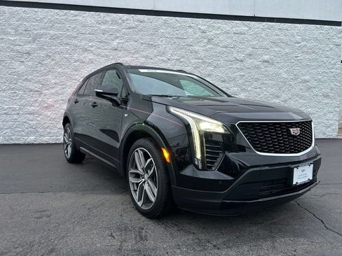Used 2023 Cadillac XT4 Sport w/ Cold Weather Package AWD/4WD image 4