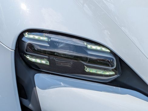 Certified 2023 Porsche Taycan RWD image 33