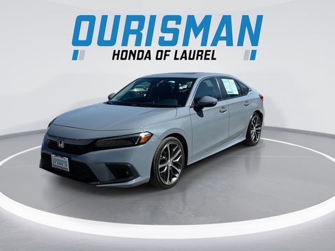 Used 2023 Honda Civic Touring image 4