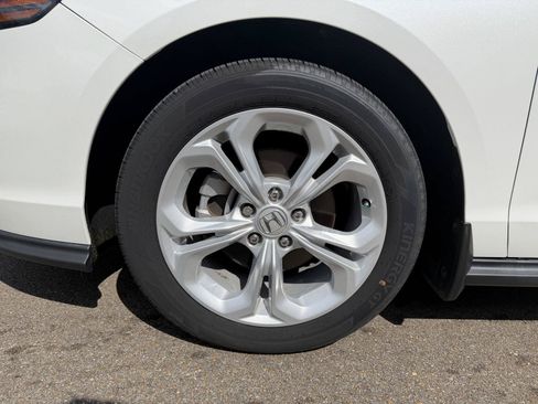 Used 2023 Honda Accord LX image 25