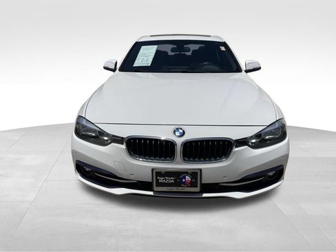 Used 2017 BMW 330i Sedan RWD image 2