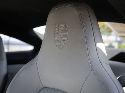 Used 2026 Porsche 911 GT3 image 17