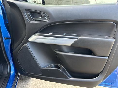 Used 2019 Chevrolet Colorado ZR2 w/ ZR2 Dusk Special Edition AWD/4WD image 23