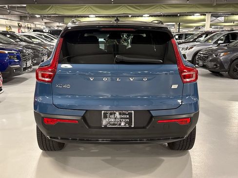Used 2023 Volvo XC40 Recharge Plus w/ Protection Package Premier AWD/4WD image 3