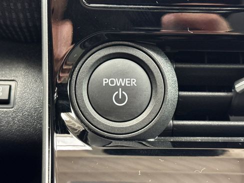 Used 2024 Subaru Solterra Touring image 29