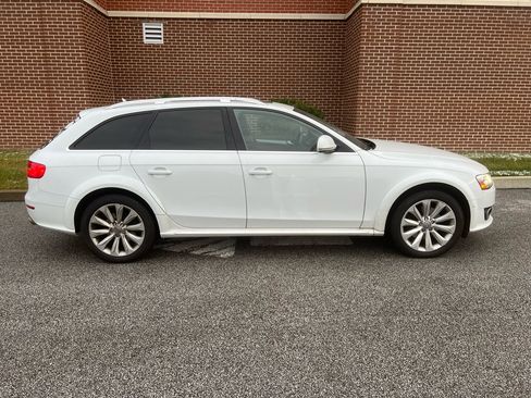 Used 2016 Audi A4 Premium Plus w/ Technology Package image 10