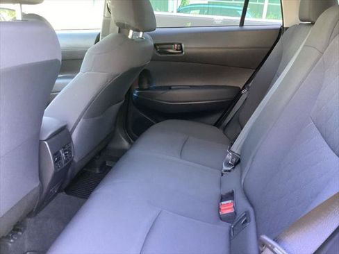 Certified 2023 Toyota Corolla Cross LE AWD/4WD image 4