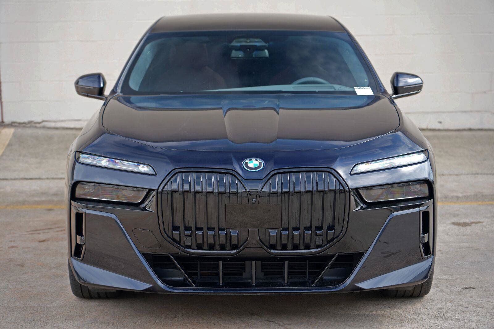 Used 2023 BMW i7 xDrive60 AWD/4WD image 65
