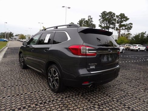 Used 2023 Subaru Ascent Limited w/ Technology Package image 8